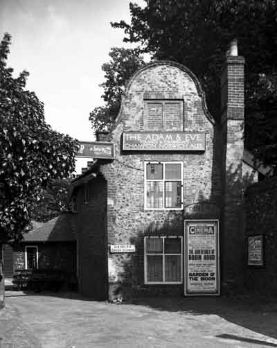 Adam and Eve Yard, Norwich. George Plunkett’s photo reproduced by kind permission of J Plunkett 