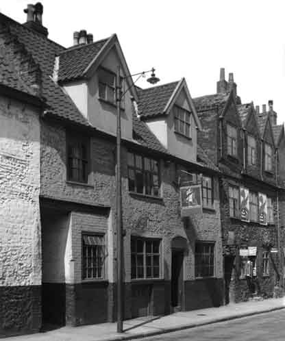 Ship Inn, King Street,  Norwich. George Plunkett’s photo reproduced by kind permission of J Plunkett 